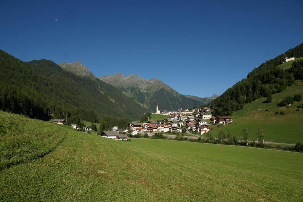 Hotel Muehlwald Екстериор снимка